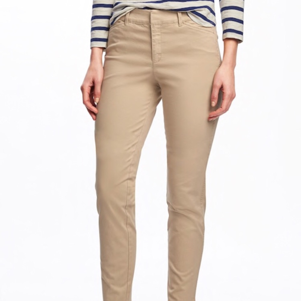Old Navy Pixie Chinos NWT